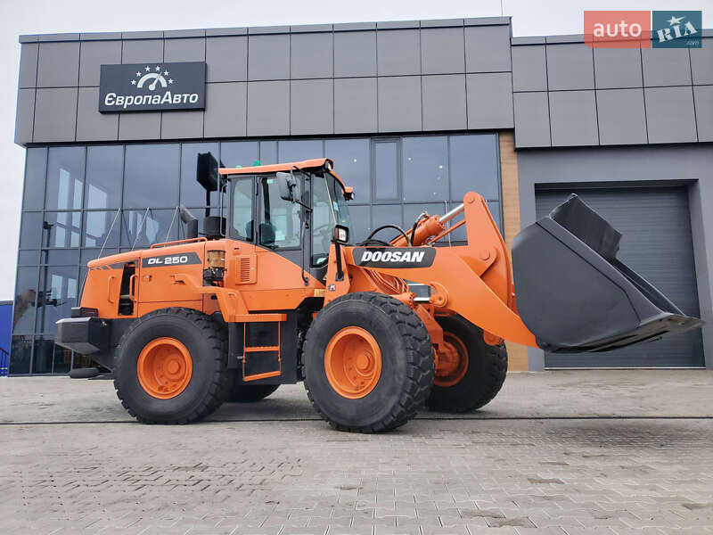 Doosan DL 2014