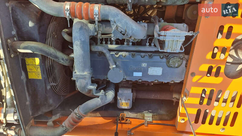 Гусеничний екскаватор Doosan DX 225LC-3 2014 в Одесі фото 16 Гусеничний екскаватор Doosan DX 225LC-3 2014 в Одесі