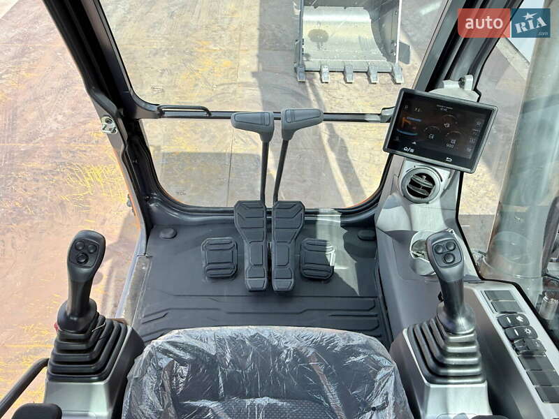 Гусеничний екскаватор Doosan DX 225LC-3 2025 в Києві фото 15 Гусеничний екскаватор Doosan DX 225LC-3 2025 в Києві