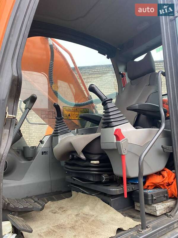 Гусеничний екскаватор Doosan DX 340 2020 в Кривому Розі