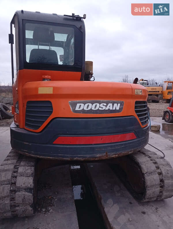 Миниэкскаватор Doosan DX 2017 в Черновцах фото 5 Миниэкскаватор Doosan DX 2017 в Черновцах
