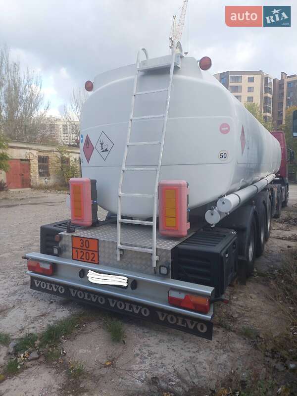 Цистерна напівпричіп Dromech CNK 1998 в Одесі