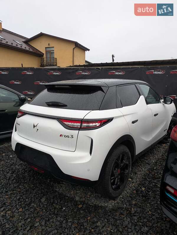 Позашляховик / Кросовер DS 3 Crossback 2022 в 