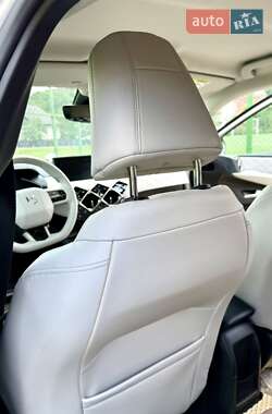 Внедорожник / Кроссовер DS 3 Crossback 2021 в 