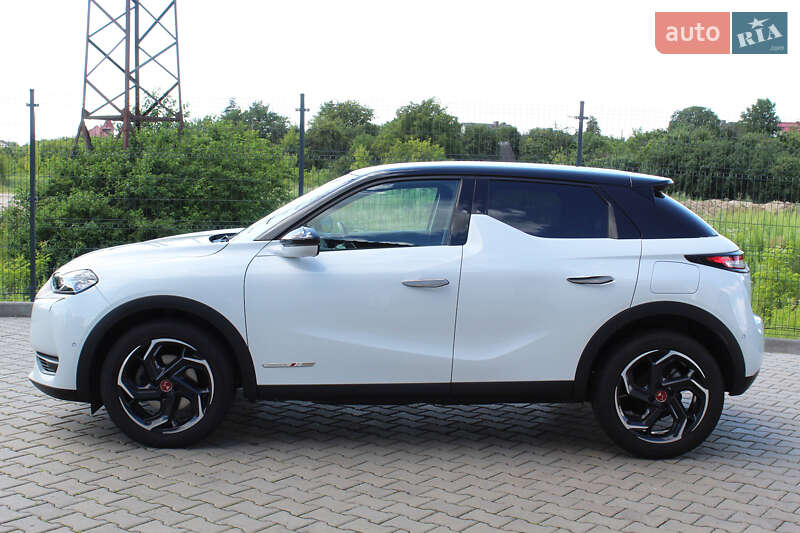 Внедорожник / Кроссовер DS 3 Crossback 2021 в 