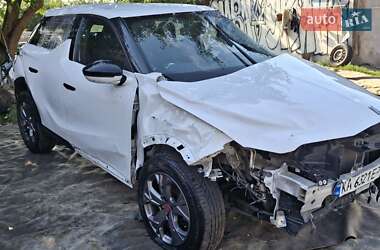 Внедорожник / Кроссовер DS 3 Crossback 2020 в 