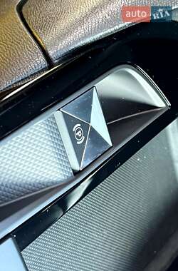 Внедорожник / Кроссовер DS 3 Crossback 2020 в 