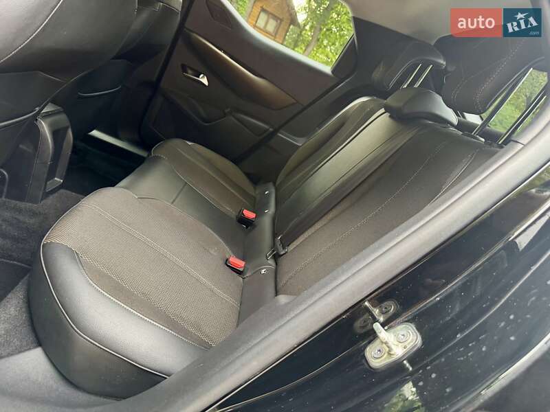 Позашляховик / Кросовер DS 3 Crossback 2021 в Дрогобичі