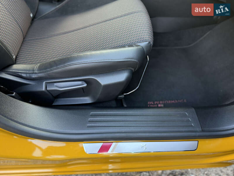 Внедорожник / Кроссовер DS 3 Crossback 2020 в Киеве