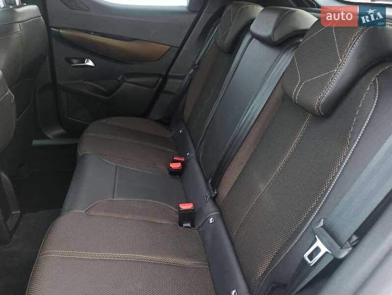 Внедорожник / Кроссовер DS 3 Crossback 2020 в Дубно