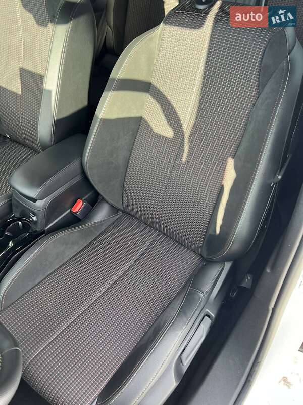 Внедорожник / Кроссовер DS 3 Crossback 2022 в Львове