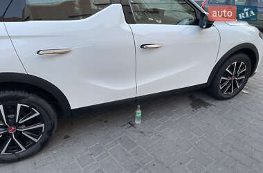 Позашляховик / Кросовер DS 3 e-Tense 2023 в 