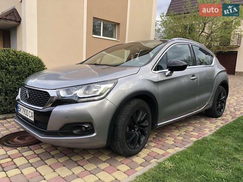 Позашляховик / Кросовер DS 4 Crossback 2016 в 