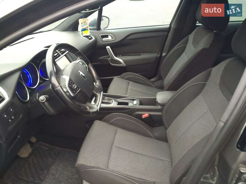 Хетчбек DS 4 Crossback 2017 в Львові