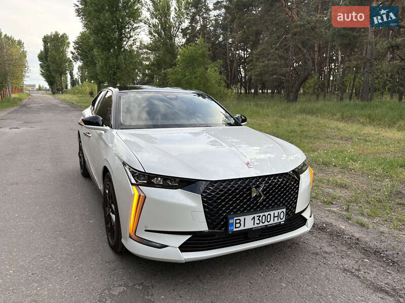 DS 4 2022
