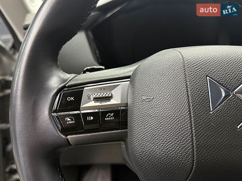 Хетчбек DS 4 2023 в Чернівцях фото 13 Хетчбек DS 4 2023 в Чернівцях