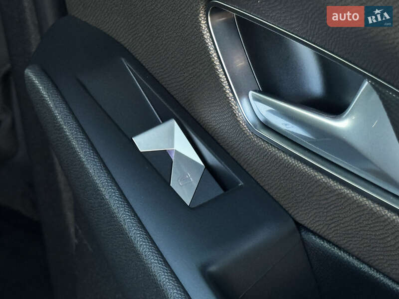 Внедорожник / Кроссовер DS 7 Crossback 2021 в Дрогобыче