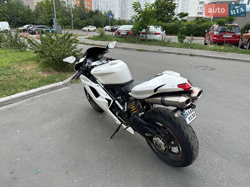 Спортбайк Ducati 1198 2009 в Киеве