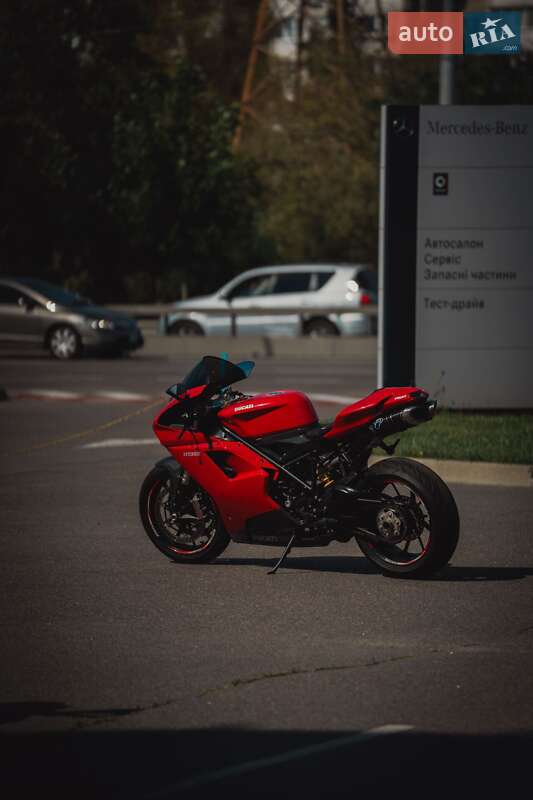 Спортбайк Ducati 1198 2009 в Киеве