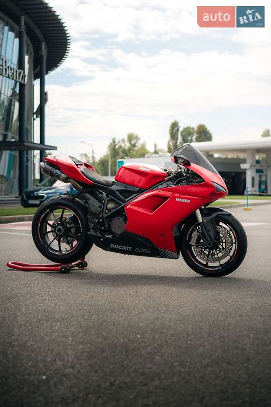 Спортбайк Ducati 1198 2009 в Киеве