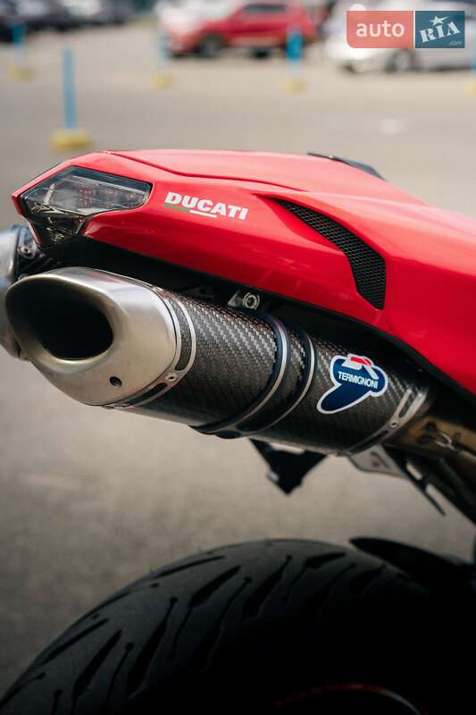 Спортбайк Ducati 1198 2009 в Киеве