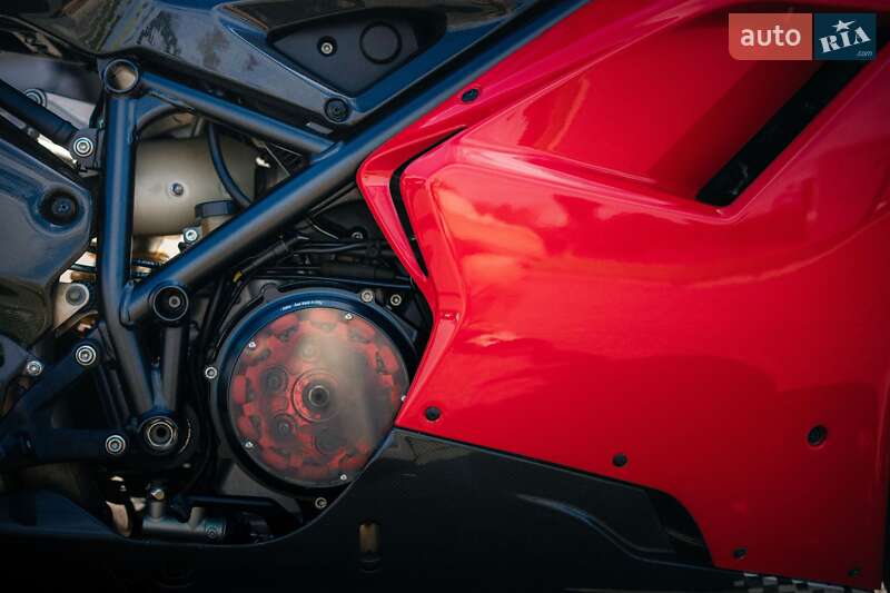 Спортбайк Ducati 1198 2009 в Киеве
