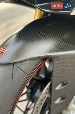 Спортбайк Ducati 1199 Panigale S 2012 в 
