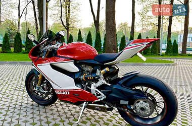 Спортбайк Ducati 1199 Panigale 2012 в 