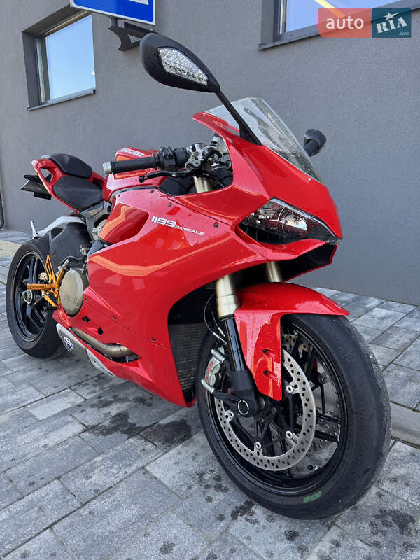 Спортбайк Ducati 1199 Panigale 2013 в Луцьку фото 12 Спортбайк Ducati 1199 Panigale 2013 в Луцьку