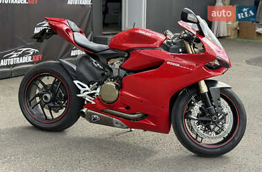 Спортбайк Ducati 1199 Panigale 2013 в 