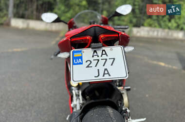 Спортбайк Ducati 1199 Panigale 2012 в 
