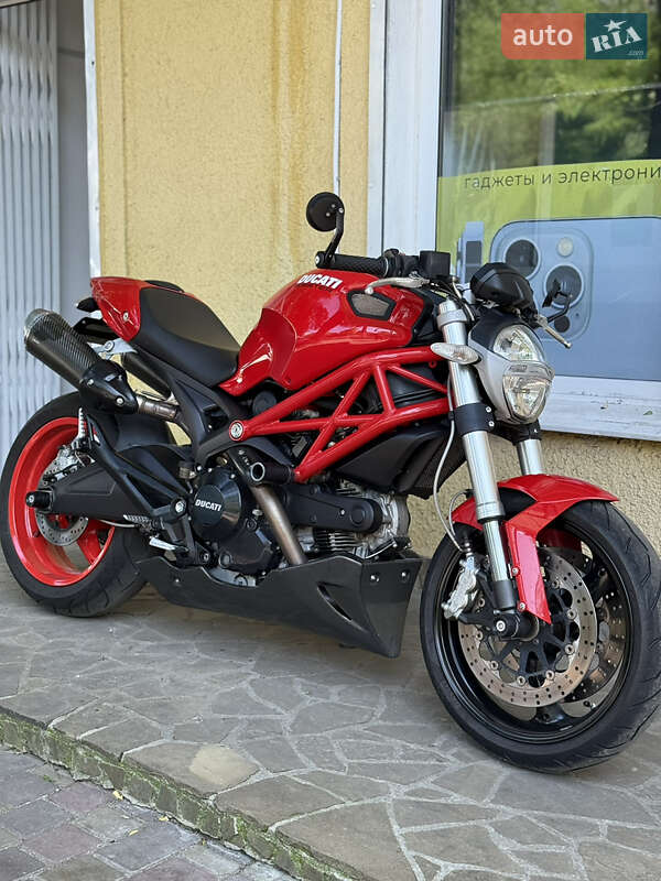 Спортбайк Ducati 696 2010 в Одессе фото 4 Спортбайк Ducati 696 2010 в Одессе