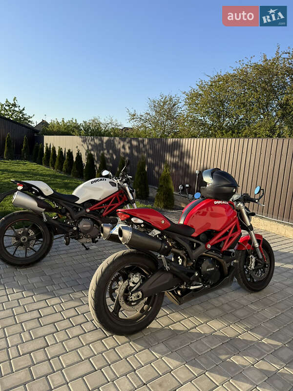 Спортбайк Ducati 696 2010 в Одессе фото 6 Спортбайк Ducati 696 2010 в Одессе