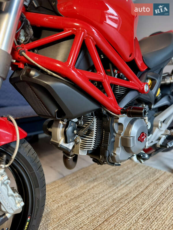 Мотоцикл Без обтікачів (Naked bike) Ducati 696 2008 в Києві фото 19 Мотоцикл Без обтікачів (Naked bike) Ducati 696 2008 в Києві