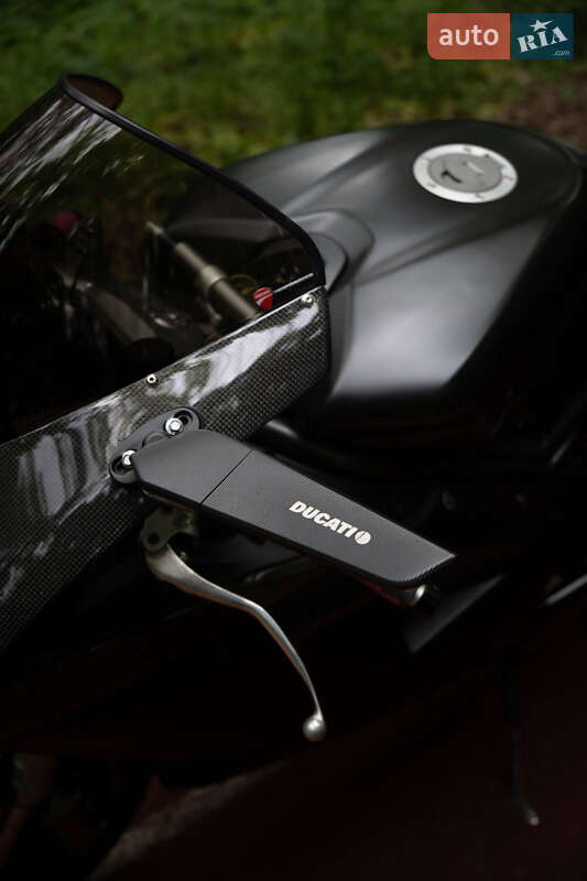 Спортбайк Ducati 848 2011 в Киеве