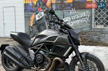 Мотоцикл Круизер Ducati Diavel 1200 Carbon 2012 в Киеве