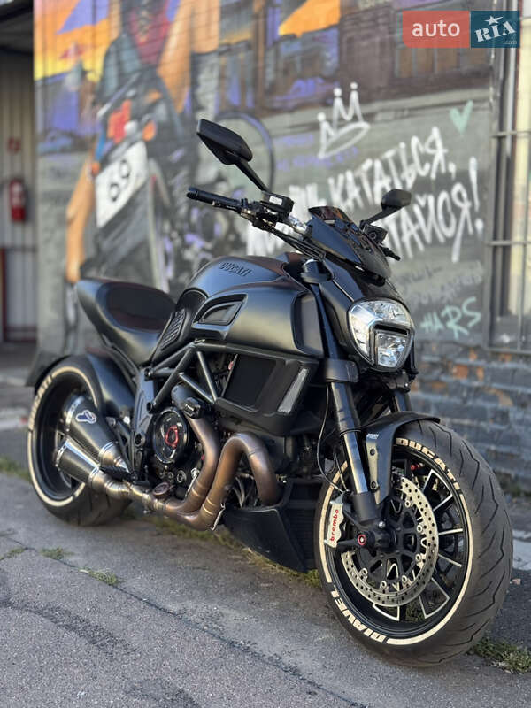 Ducati Diavel 1200 2014