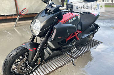 Мотоцикл Круизер Ducati Diavel Carbon 2012 в Лубнах