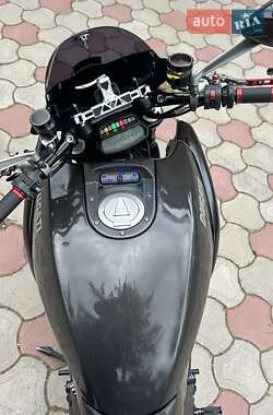 Мотоцикл Без обтікачів (Naked bike) Ducati Diavel Carbon 2011 в 