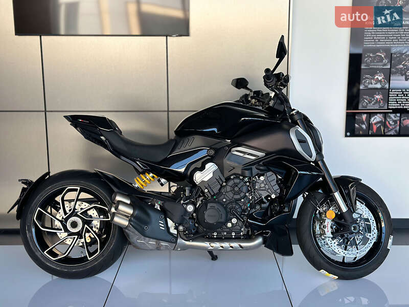 Мотоцикл Без обтекателей (Naked bike) Ducati Diavel V4 1158 2024 в Киеве