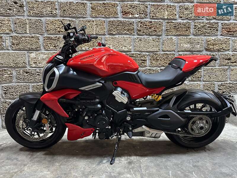 Мотоцикл Без обтікачів (Naked bike) Ducati Diavel V4 1158 2024 в Одесі фото 2 Мотоцикл Без обтікачів (Naked bike) Ducati Diavel V4 1158 2024 в Одесі
