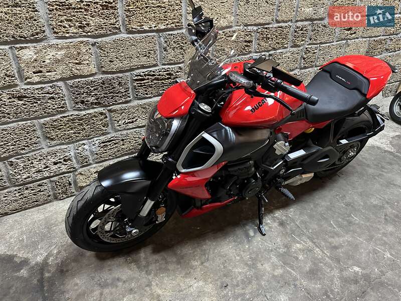 Мотоцикл Без обтікачів (Naked bike) Ducati Diavel V4 1158 2024 в Одесі фото 3 Мотоцикл Без обтікачів (Naked bike) Ducati Diavel V4 1158 2024 в Одесі
