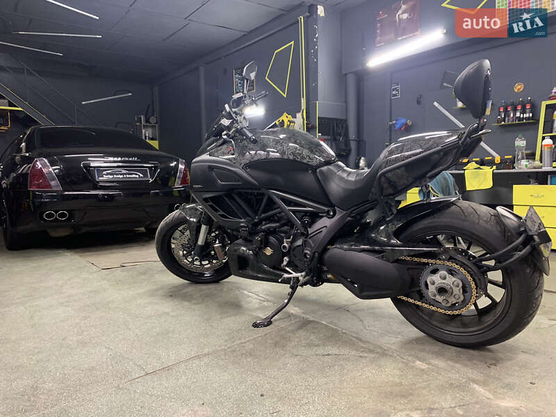 Мотоцикл Спорт-туризм Ducati Diavel 2013 в Львові
