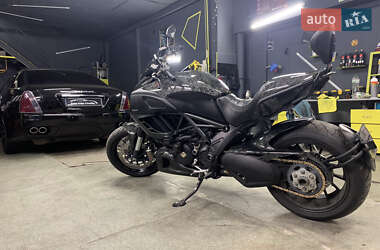 Мотоцикл Спорт-туризм Ducati Diavel 2013 в Львове