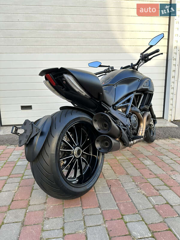 Мотоцикл Круизер Ducati Diavel 2015 в Одессе