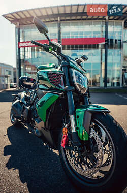 Мотоцикл Круизер Ducati Diavel 2024 в 