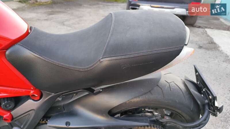 Мотоцикл Многоцелевой (All-round) Ducati Diavel 2013 в Львове