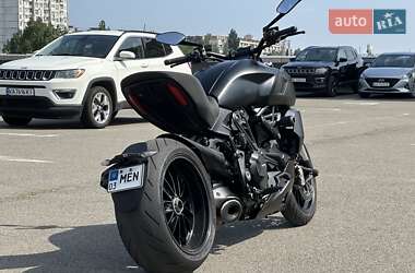 Мотоцикл Без обтекателей (Naked bike) Ducati Diavel 2022 в 
