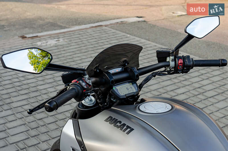 Мотоцикл Без обтекателей (Naked bike) Ducati Diavel 2019 в Киеве