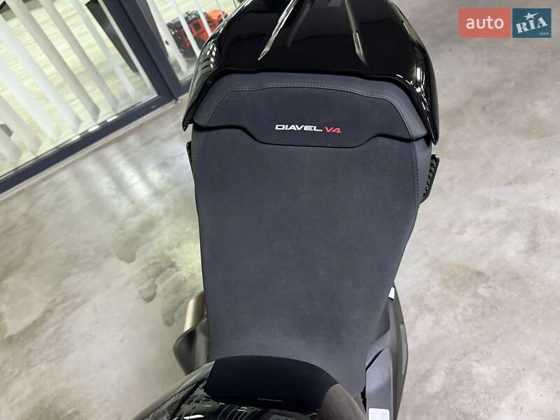 Мотоцикл Спорт-туризм Ducati Diavel 2024 в Києві